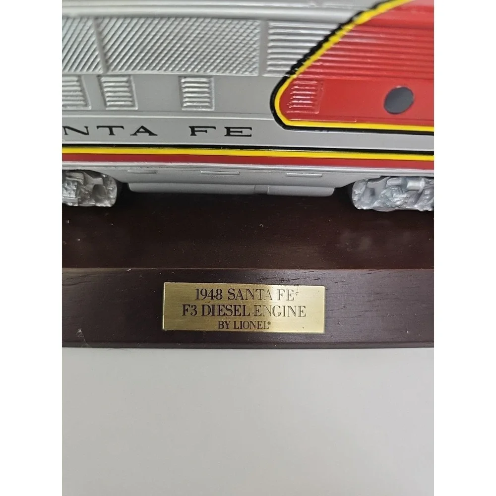 1948 SANTA FE F3 DIESEL ENGINE BY LIONEL